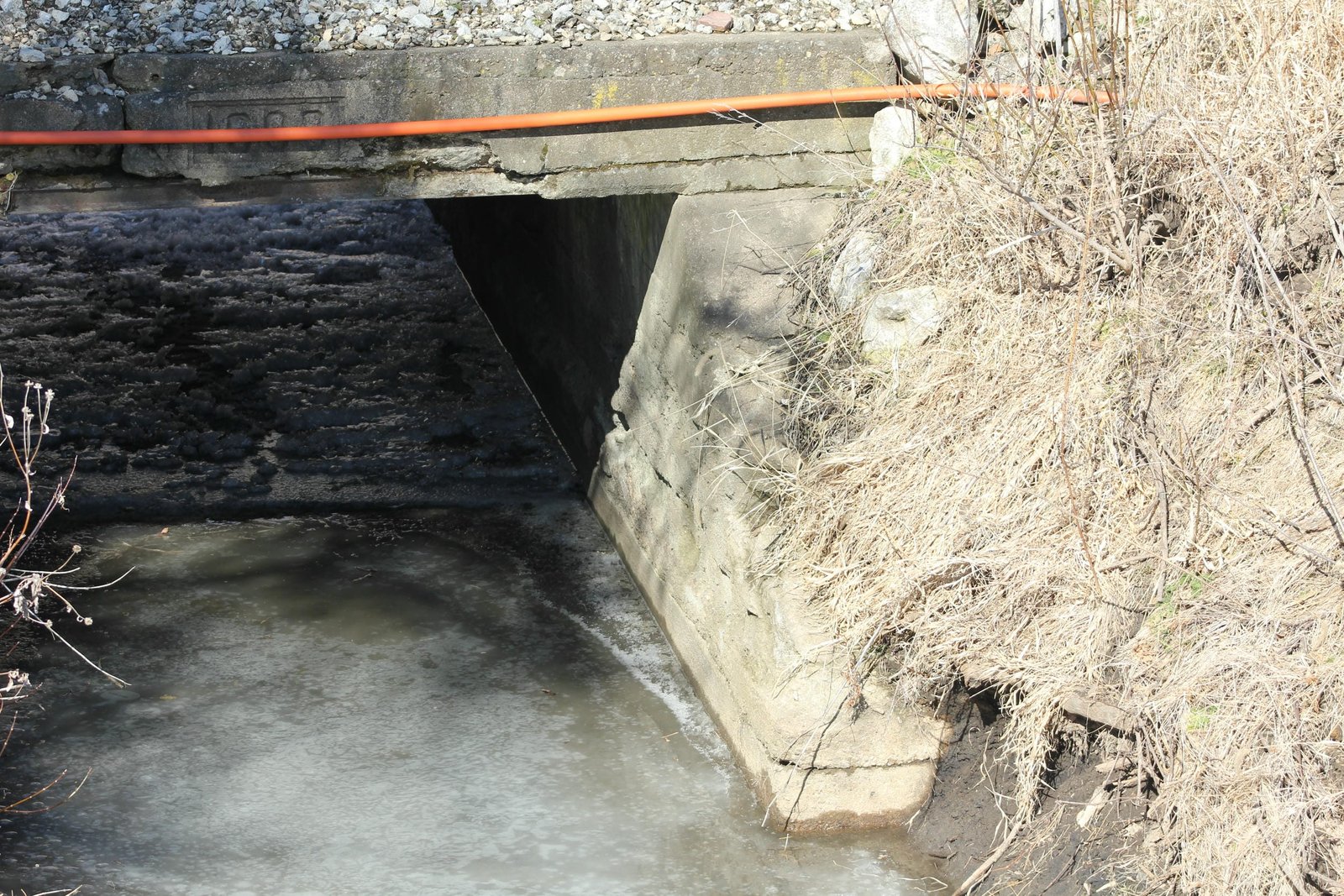 East abutment